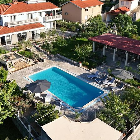 Ferienwohnung Pool House Maslina Mostar Exterior foto